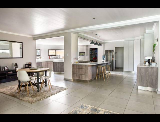 3 BEDROOM HOUSE FOR SALE IN VANDERBIJLPARK SW 5